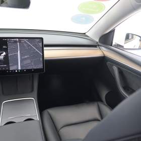 Foto inzerátu Tesla Model Y Long Range AWD 79kWh