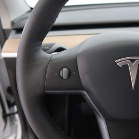 Foto inzerátu Tesla Model Y Long Range AWD 79kWh