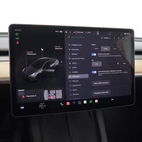 Foto inzerátu Tesla Model Y Long Range AWD 79kWh
