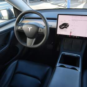Foto inzerátu Tesla Model Y Long Range AWD 79kWh