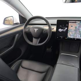 Foto inzerátu Tesla Model Y Long Range AWD 79kWh