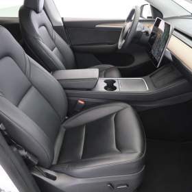 Foto inzerátu Tesla Model Y Long Range AWD 79kWh
