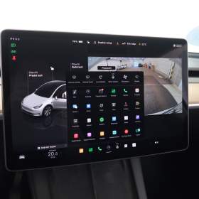 Foto inzerátu Tesla Model Y Long Range AWD 79kWh