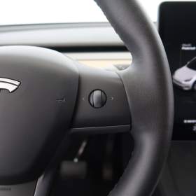Foto inzerátu Tesla Model Y Long Range AWD 79kWh