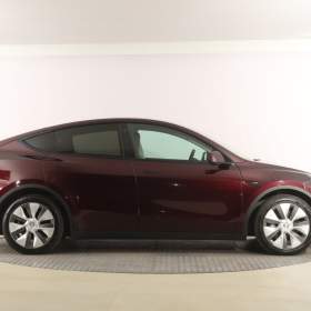 Foto inzerátu Tesla Model Y Long Range AWD 79kWh