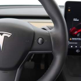 Foto inzerátu Tesla Model Y Long Range AWD 79kWh