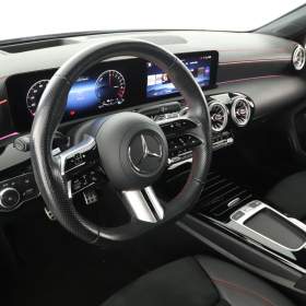 Foto inzerátu Mercedes CLA 250 e