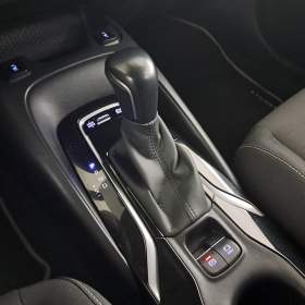 Foto inzerátu Toyota Corolla 2.0 Hybrid