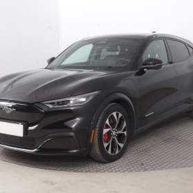 Foto inzerátu Ford Mustang Mach-E Standard Range AWD