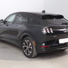 Foto inzerátu Ford Mustang Mach-E Standard Range AWD