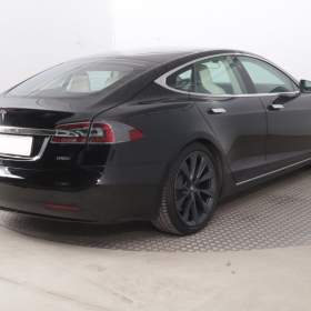 Foto inzerátu Tesla Model S 100D