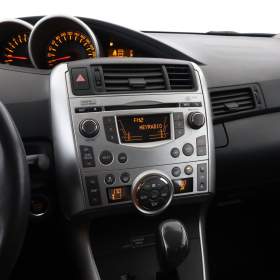 Foto inzerátu Toyota Verso 1.8 Valvematic