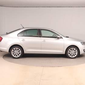Foto inzerátu Skoda Rapid 1.0 TSI