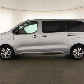 Foto inzerátu Peugeot Traveller 2.0 BlueHDi
