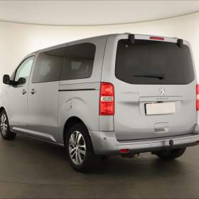 Foto inzerátu Peugeot Traveller 2.0 BlueHDi