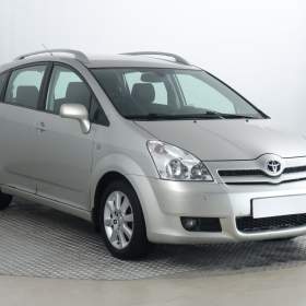 Foto inzerátu Toyota Corolla Verso 2.2 D-4D