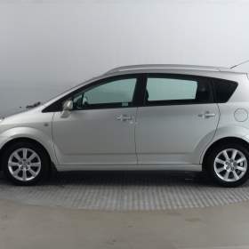 Foto inzerátu Toyota Corolla Verso 2.2 D-4D