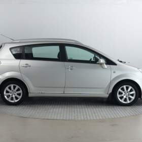 Foto inzerátu Toyota Corolla Verso 2.2 D-4D
