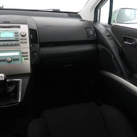 Foto inzerátu Toyota Corolla Verso 2.2 D-4D