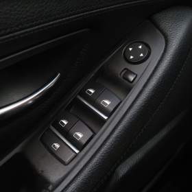 Foto inzerátu BMW 5 520d