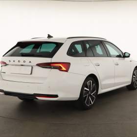 Foto inzerátu Skoda Octavia 1.5 eTSI mHEV