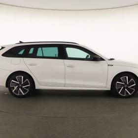 Foto inzerátu Skoda Octavia 1.5 eTSI mHEV
