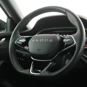 Foto inzerátu Skoda Octavia 1.5 eTSI mHEV