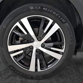 Foto inzerátu Peugeot 3008 1.2 PureTech