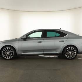 Foto inzerátu Skoda Superb 2.0 TSI