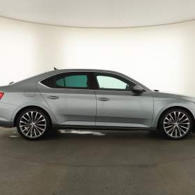 Foto inzerátu Skoda Superb 2.0 TSI