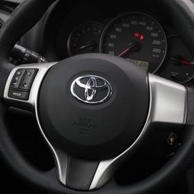 Foto inzerátu Toyota Yaris 1.0 VVT-i