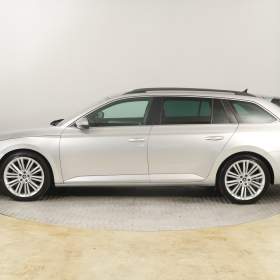 Foto inzerátu Skoda Superb 1.6 TDI