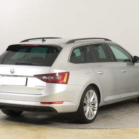 Foto inzerátu Skoda Superb 1.6 TDI