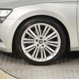 Foto inzerátu Skoda Superb 1.6 TDI
