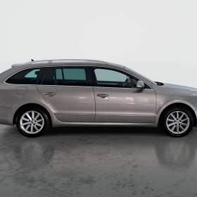 Foto inzerátu Skoda Superb 1.6 TDI