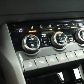 Foto inzerátu Skoda Karoq 2.0 TDI