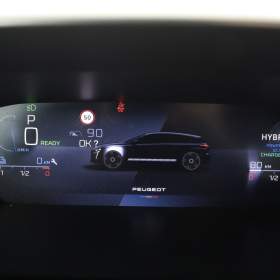 Foto inzerátu Peugeot 308 Hybrid 180