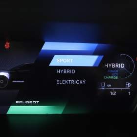 Foto inzerátu Peugeot 308 Hybrid 180