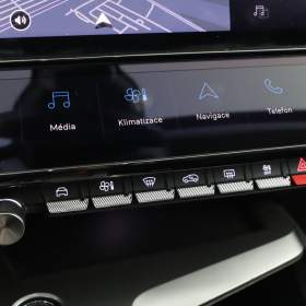 Foto inzerátu Peugeot 308 Hybrid 180