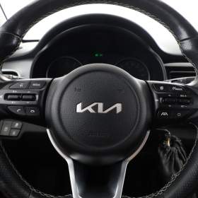 Foto inzerátu Kia Stonic 1.2 DPI