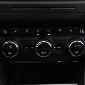 Foto inzerátu Skoda Octavia 1.4 TSI