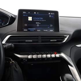Foto inzerátu Peugeot 3008 1.2 PureTech