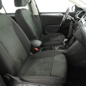 Foto inzerátu VW Tiguan 1.4 TSI eHybrid
