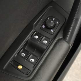 Foto inzerátu VW Tiguan 1.4 TSI eHybrid