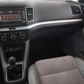 Foto inzerátu VW Sharan 2.0 TDI BMT