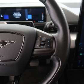 Foto inzerátu Ford Mustang Mach-E Standard Range RWD