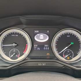 Foto inzerátu Skoda Superb 2.0 TDI 4x4