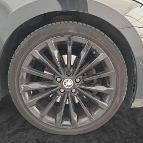 Foto inzerátu Skoda Superb 2.0 TDI 4x4