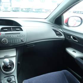 Foto inzerátu Honda Civic 1.8 i