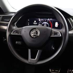 Foto inzerátu Skoda Superb 2.0 TDI
